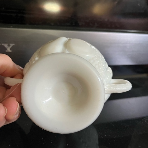 Vintage Cream and Sugar Set - Picture 3 of 4